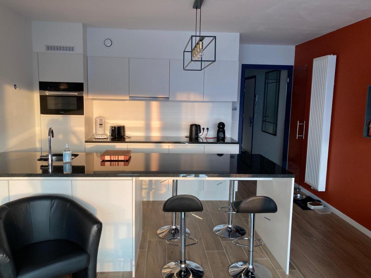 Oostende Luxury Seaview Studio - Large Terrace- Swimming Pool - Parking מראה חיצוני תמונה