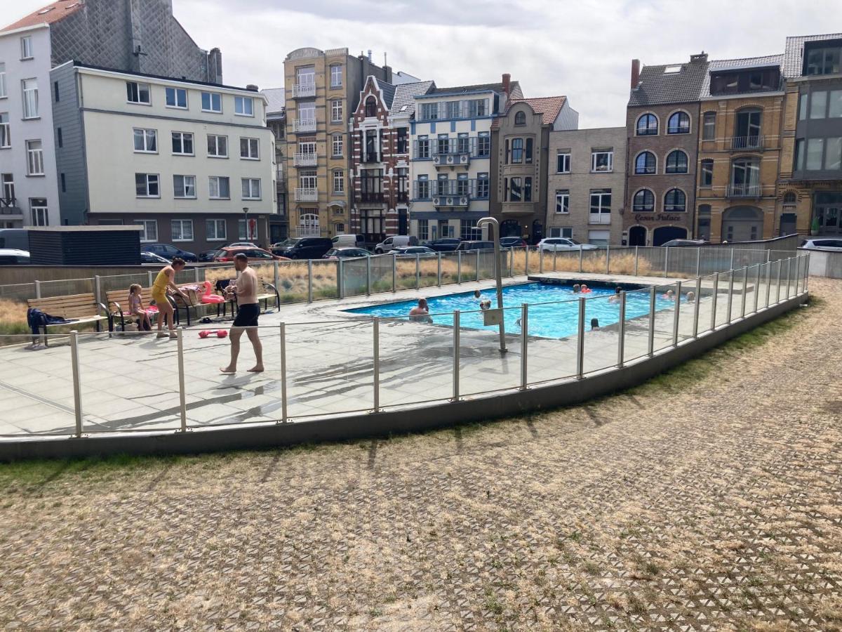 Oostende Luxury Seaview Studio - Large Terrace- Swimming Pool - Parking מראה חיצוני תמונה